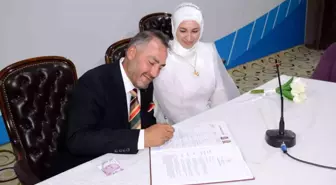 Afyonkarahisar İl Müftüsü, Personelinin Nikahını Kıydı