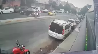 Pendik'te Motosiklet Kazası: İki Sürücü Yaralandı