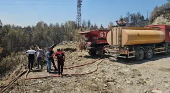 Gönüllüler Yangınla Mücadelede Gıda ve Su Taşımaya Devam Ediyor