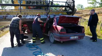 Kastamonu'da Otomobil Biçerdöverin Altında Kalarak Sürücüsünü Kaybetti