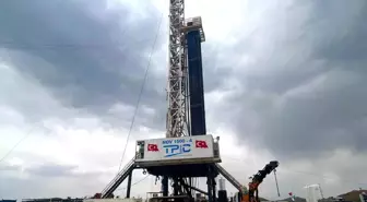 Kato Dağı'nda petrol heyecanı: 2 bin 800 metreye inildi