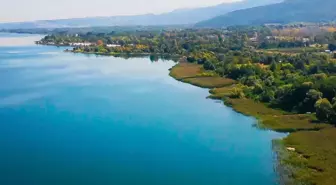 Sapanca Gölü'ne giren genç hayatını kaybetti