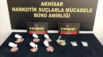 Manisa'da Uyuşturucu Operasyonu: İki Tacir Tutuklandı