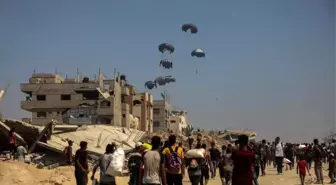 Gazze'deki Açlık Krizi Derinleşiyor, İnsani Yardımlar Ulaşıyor