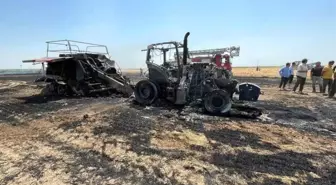 Aksaray'da Tarım Arazisinde Yangın: Traktör ve Balya Makinesi Yanarak Kullanılamaz Hale Geldi