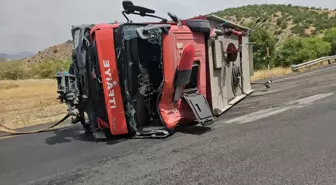 Diyarbakır'da İtfaiye Aracının Devrilmesi Sonucu 1'i Ağır 3 Yaralı