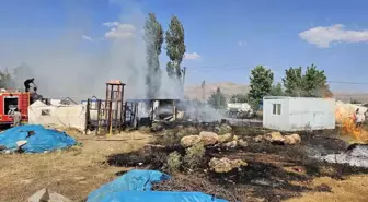 Doğanşehir'de Konteyner Kentte Yangın Paniği