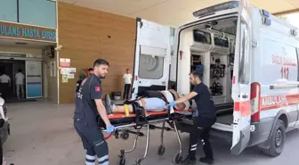 Bursa'da Lastiği Patlayan Otomobil Şarampole Yuvarlandı, Sürücü Yaralandı