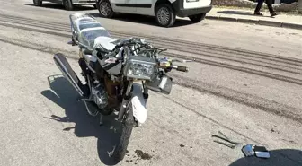 Karaman'da Motosiklet-Cip Çarpışması: Sürücü Yaralandı
