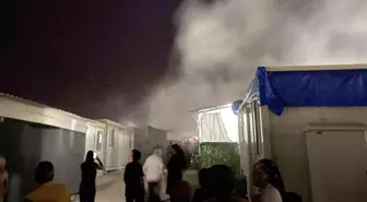 Adıyaman'da Konteyner Kentte Yangın Korkuya Neden Oldu