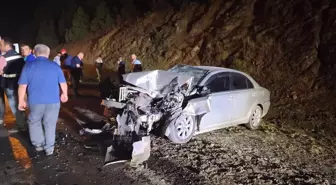 Bursa'da Yangın Tankerine Çarpan Otomobilde Baba Yaralandı