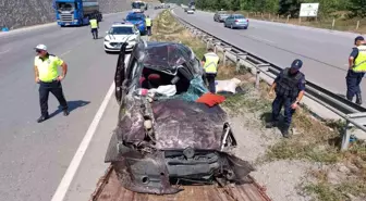 Samsun'da Hafif Ticari Araç Takla Attı: 1 Ölü, 3 Yaralı