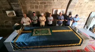 Yahyalı ve Develi'den Heyet, Şem'un El Gazi Hazretleri Türbesi'nde Dua Etti