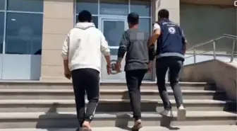 Van'da Göçmen Kaçakçılığı Operasyonu: 3 Tutuklama