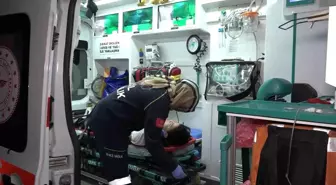 Orman Yangınına Yardım Giderken Kaza: Baba-Oğul Yaralandı