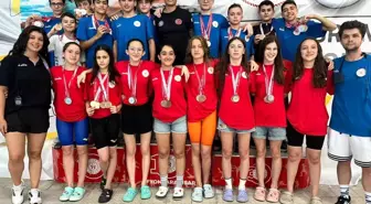 Eskişehirli Sporcular ANALİG Yüzme Müsabakalarında Başarı Gösterdi