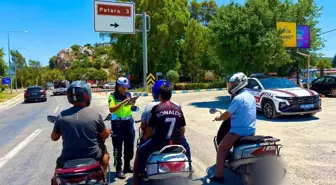 Antalya'da Motosiklet Denetimlerinde 80 Araç Trafikten Men Edildi