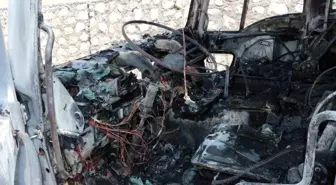 Cizre'de Seyir Halindeki Tır Yandı