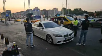 İstanbul'da 'Huzur İstanbul' Uygulaması: Taksim Meydanı'nda Güvenlik Denetimleri