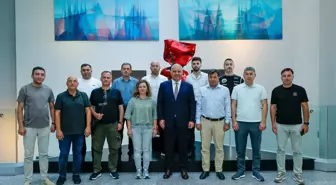 Azerbaycanlı Gazeteciler DHA'yı Ziyaret Etti