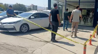 Çorum'da Oto Galeride Silahlı Saldırı: İş Yeri Sahibi Yaralandı