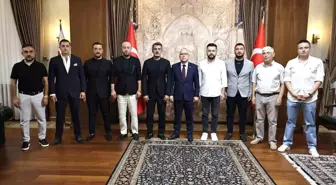 Sivasspor Kulübü Başkanı Karagöl, Vali Şimşek'e Nezaket Ziyaretinde Bulundu