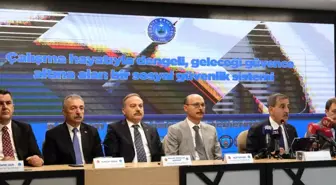 Türk Eğitim-Sen, 8. Dönem Toplu Sözleşme İçin 100'ü Aşkın Talep Sunduklarını Duyurdu