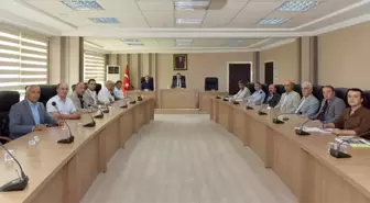 Hakkari'de Muhtarlarla Toplantı: Sorunlar Dinlendi
