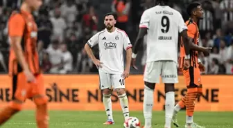 Beşiktaş'ın yeni yıldızına hırsızlık şoku: Evini soyup soğana çevirdiler