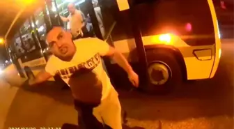 Bursa'da Motosiklet Sürücüsü ile Otobüs Şoförü Arasında Tartışma