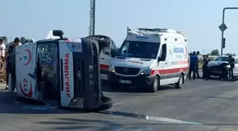 Kumluca'da Ambulans Kazası: 3 Yaralı
