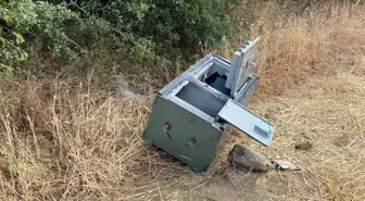İnegöl'de Hırsızlar Takı Yerine İmitasyon Çıkarınca Kası Atıp Kaçtı