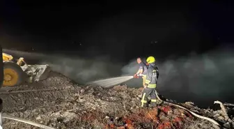 Balıkesir'de Çöplükte Yangın: İtfaiye Müdahale Etti