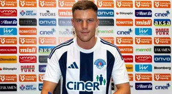 Kasımpaşa, İzlandalı Orta Saha Andri Fannar Baldursson'u Transfer Etti