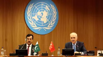 TBMM Başkanı Kurtulmuş, Pakistan Senato Başkanı Gilani ile görüştü
