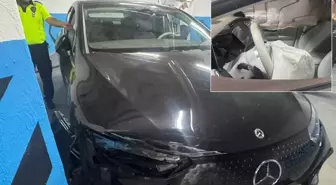 Valenin hayatını karartan kaza; lüks araç kullanılamaz hale geldi
