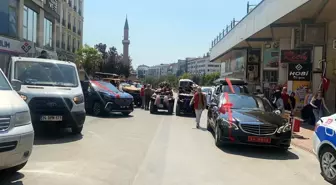 Bolu'da Sünnet Şöleni: Vali Aydın'ın Makam Aracı Çocuklara Tahsis Edildi