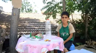 Hayalindeki Bisiklet İçin Su Satan 9 Yaşındaki Çocuk