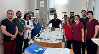 Balıkesir'de Sahte İçki Zehirlenmesi: Yoğun Bakım Ekibi Bir Hayatı Kurtardı