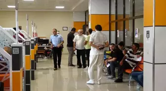 Sürücü Belgesi Yenileme Süresinin Son Günü Yoğunluk Yarattı