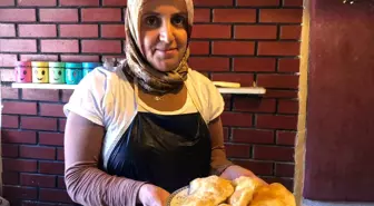 Eskişehir'in Çi Böreği: Hem Yerel Hem de Turistlerin Tercihi