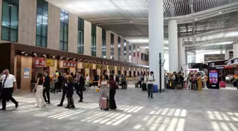Çukurova Uluslararası Havalimanı 10 Ayda 4,5 Milyon Yolcu Ağırladı