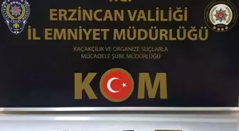 Erzincan Lisesinde Kamalı Kopya Düzeneği Ele Geçirildi