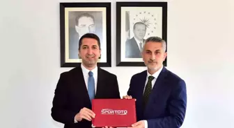 Elazığ'a 8 Yeni Futbol Sahası Yapılacak