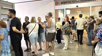 Eski Ehliyetleri Yenileme Sürecinde Beşiktaş'ta Yoğunluk