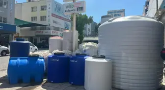 İzmir'de Su Kesintileri Nedeniyle Su Deposu Satışları İki Kat Arttı