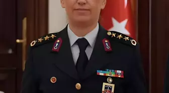 Çankırı İl Jandarma Komutanı Kıdemli Albay Gülden Mat Şakir Tuğgeneralliğe Terfi Etti