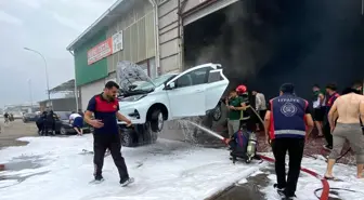 Osmaniye'de Elektrikli Araç Yangını: İtfaiyenin Mücadelesi Yetersiz Kaldı