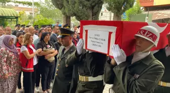 Edirne'de şehit olan Topçu Uzman Çavuş Servet Ökkeş Çakır memleketi Osmaniye'de toprağa verildi
