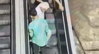 Taksim'de 67 Yaşındaki Adam Gasp Edildi